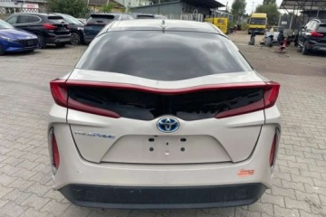 Toyota Prius IV 2019 Toyota Prius 2019 Toyota Prius Prime - w Polsce po oplatach i akcyzie 1.8, zdjęcie 7