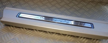 Range Rover Vogue L405 Накладка на порог правой передней двери LE