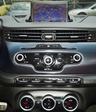 Alfa Romeo Giulietta Nuova II Hatchback 5d 1750 TBi 16v 235KM 2013 ALFA ROMEO GIULIETTA 1.8 TBi 235 KM, zdjęcie 25