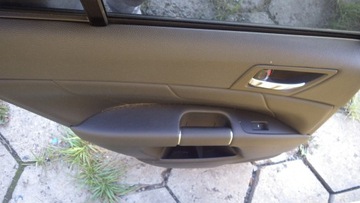 DVEŘE LEVÉ ZADNÍ SUZUKI KIZASHI 2.4