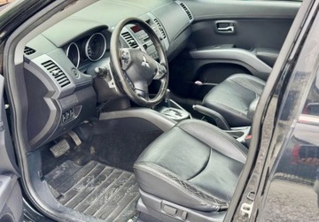 Mitsubishi Outlander II 2.4 MIVEC 170KM 2010 Mitsubishi Outlander 2.4 benzyna 170KM automat 4x4 PDC XENON SKORY cliamtr, zdjęcie 19