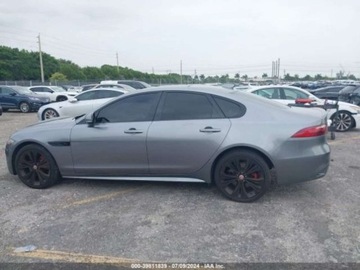 Jaguar XF II 2022 Jaguar XF 2022 Jaguar XF R-Dynamic SE Sedan AWD 2.0 Benzyna 296KM, zdjęcie 12