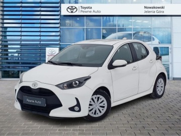 Toyota Yaris IV Hatchback 1.5 Dynamic Force 125KM 2023 Toyota Yaris 1,5-Dual-VVT-iE IV (2020-) 1,5-Dual-V