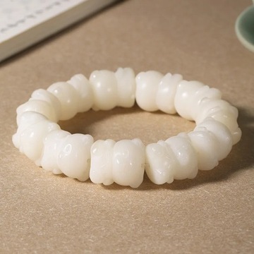 Naturally White Jade Bodhi Root Carved Bear Bracelet for Men Wommen Seiko