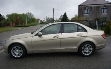 Mercedes Klasa C W204 Limuzyna 1.6 180 K BlueEFFICIENCY 156KM 2009 Mercedes-Benz Klasa C 1.6B Kompresor Skora Navi Xenon 2 KPL KOL Serwis Zad, zdjęcie 17