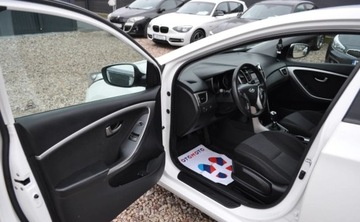 Hyundai i30 II Hatchback 5d 1.4 MPI 100KM 2012 Hyundai i30 1.4 Benzyna Klimatyzacja Cz.parkowania 1.4 Benzyna 99KM, zdjęcie 11
