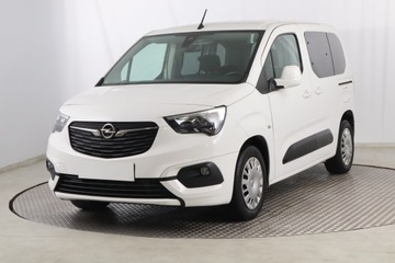 Opel Combo E Kombivan 1.2 Turbo 110KM 2019 Opel Combo 1.2 Turbo, Salon Polska, Serwis ASO, zdjęcie 1