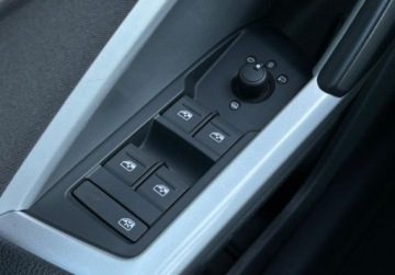 Audi Q3 II SUV 1.5 35 TFSI 150KM 2022 Audi Q3 35 TFSI, S Tronic, Podgrzewane fotele, Kamera cofania, Salon PL, 1, zdjęcie 18