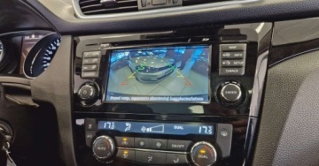 Nissan Qashqai II Crossover Facelifting 1.6 DiG-T 163KM 2018 Nissan Qashqai 1.6 DIG-T 163KM Panoramadach Kamera cofania 1.6 Benzyna, zdjęcie 17