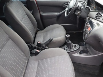 Ford Focus I Hatchback 1.4 16V 75KM 2004 Ford Focus 1.4 16V, Salon Polska, Klima, El. szyby, zdjęcie 8