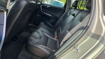 Volvo XC60 I SUV Facelifting 2.0 D3 DRIVE-E 150KM 2015 Volvo XC 60 2.0 diesel skóra automat 2015r, zdjęcie 4