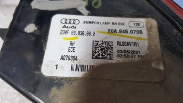 Фонарь заднего правого бампера AUDI Q5 80A945070B снятие