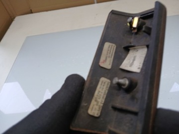 BMW 7 E65 E66 2004 RÁMEČEK PŘIHRÁDKY DESKY ROZDĚLOVACÍ