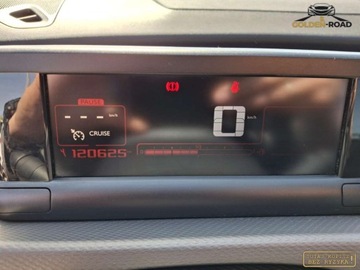 Citroen C4 Cactus Crossover 1.2 PureTech 82KM 2016 Citroen C4 Cactus 1,2 benz 82KM klima elektryka alu panorama kamera navi o, zdjęcie 14