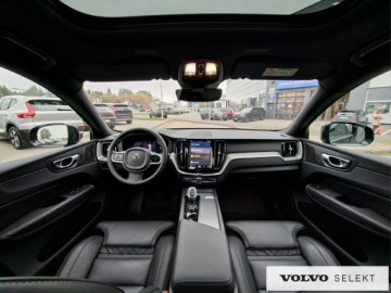 Volvo XC60 II Crossover Plug-In Facelifting 2.0 T8 455KM 2024 Volvo XC 60 XC60 T8 Plug-In Hybrid AWD Ultra Black, zdjęcie 15