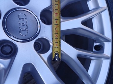 AUDI A7 A6 A8 KOLA R19 LETNÍ ALU RÁFKY 4G9601025K ALU