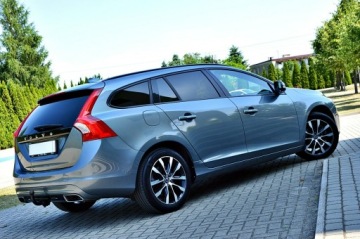 Volvo V60 I Kombi Facelifting 2.0 D2 DRIVE-E 120KM 2018 Volvo V60 LiFT 2,0 Disel Ledy Skóra Klimatronik, zdjęcie 1