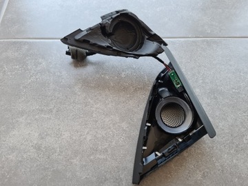 BMW G30 G31 F90 TRÓJKĄT LUSTERKA OSŁONA GŁOŚNIKA BOWERS & WILKINS 6824621