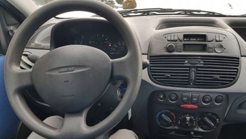 RAMKA RADIOWA 1DIN CZARNA FIAT PUNTO 1999 - 2003