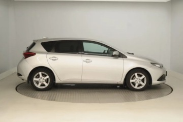 Toyota Auris II Hatchback 5d Facelifting 1.33 Dual VVT-i 99KM 2018 Toyota Auris 1.3 Dual VVT-i, Salon Polska, Navi, zdjęcie 5