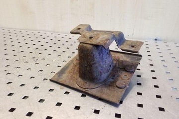 LEVÝ VÝZTUHA PŘEDNÍHO NÁRAZNÍKU MAZDA PREMACY (CP) B25D50090 2.0L DIESEL