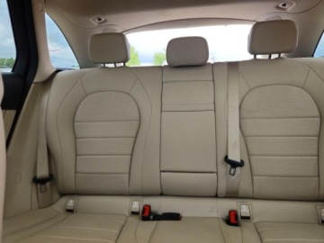 Mercedes GLC C253 2021 Mercedes-Benz GLC 300 4matic 2021 2.0 Benzyna 255KM, zdjęcie 11