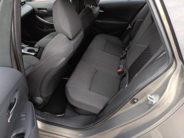 Toyota Corolla XII TS Kombi Facelifting 1.8 Hybrid 140KM 2023 Toyota Corolla 1.8 Hybrid Comfort Seria E21 (2019-, zdjęcie 11