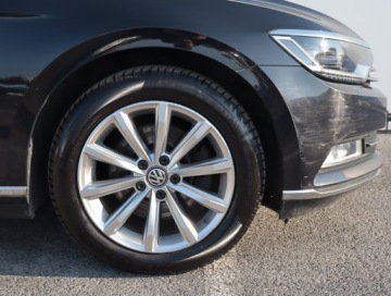 Volkswagen Passat B8 Limousine 2.0 TDI BlueMotion SCR 190KM 2018 VW Passat 2.0 TDI, Salon Polska, Serwis ASO, zdjęcie 14
