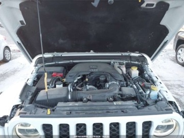 Jeep Gladiator 2020 Jeep Gladiator Overland 2020 3.6 Benzyna 285KM, zdjęcie 8