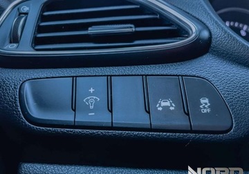 Hyundai i30 III Hatchback 1.0 T-GDI 120KM 2017 Hyundai i30 Bezwypadkowy, FV23, Bogata wersja KredytowanieLeasing, gw.12m, zdjęcie 26