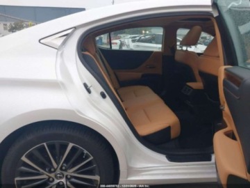 Lexus ES VII (XV70) 2023 Lexus ES 350 2023 3.5 Benzyna 302KM, zdjęcie 12