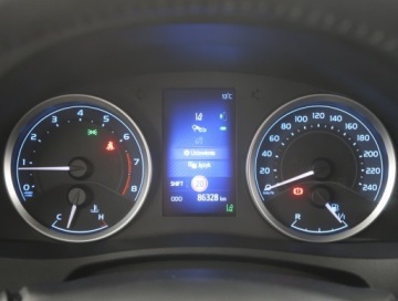 Toyota Corolla XI Sedan 1.6 Valvematic 132KM 2016 Toyota Corolla 1.6 Valvematic, Salon Polska, zdjęcie 10