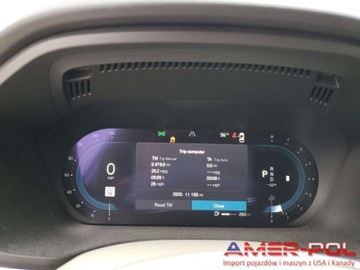 Volvo XC60 II 2023 Volvo XC 60 _PLUS_2.0 L_247 km_2023r_17 948 KM 2.0 Benzyna 247KM, zdjęcie 10