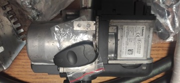 Как новый комплект Webasto Thermo Top EVO 5 бензин, GSM или PILOT T100htm