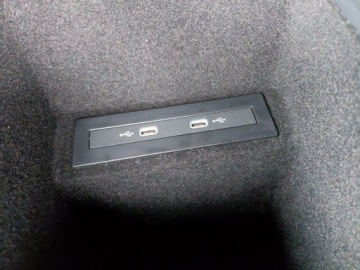 Volkswagen Arteon Fastback Facelifting 2.0 TDI 200KM 2022 Volkswagen Arteon Shooting Brake Elegance 2,0TDI 200km 4x4 FV-VAT23, zdjęcie 34