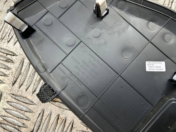 KRYT DESKY PRAVÁ SSANGYONG REXTON II G4 2017-> 76670-36000