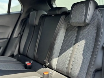 Peugeot 2008 II 2025 Od ręki - Allure 1.2 mHEV 145KM / Pakiet Vision i Drive Assist Plus, zdjęcie 11