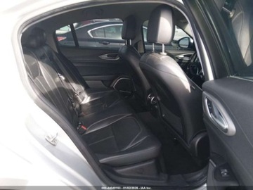 Alfa Romeo Giulia II Sedan 2.0 TBi 280KM 2017 Alfa Romeo Giulia 2017 Alfa Romeo Giulia AWD 2.0 Benzyna 280KM, zdjęcie 11