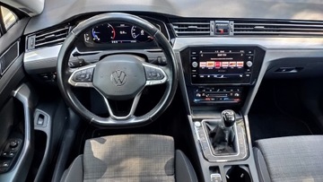 Volkswagen Passat B8 Variant Facelifting 2.0 TDI SCR 150KM 2022 Volkswagen Passat Variant 2.0TDI 150KM ACC SalonPL, zdjęcie 29