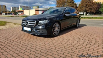 Mercedes Klasa E W213 Kombi 2.0 220d 194KM 2019 Mercedes-Benz Klasa E Mercedes E200 Pakiet AMG El klapa El hak Kamera, zdjęcie 1