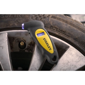 ШИННЫЙ МАНОМЕТР STANLEY ЦИФРОВОЙ 80874 STHT80874-0