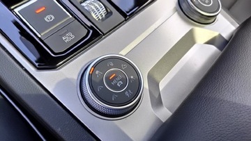 Volkswagen Touareg III SUV 3.0 V6 SCR TDI 286KM 2023 Volkswagen Touareg 3.0TDI 286KM Webasto R-Line Pan, zdjęcie 37