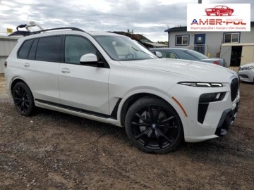 BMW X7 2023 BMW X7 2023, 3.0L, 4x4, od ubezpieczalni 3.0 Benzyna 375KM