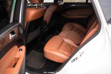 Mercedes GLE W166/C292 SUV 3.0 350d 258KM 2017 MERCEDES-BENZ GLE (W166) 350D 4MATIC 9G-TRONIC Exclusive, zdjęcie 23