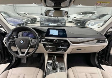 BMW Seria 5 G30-G31 Limuzyna 530e iPerformance 252KM 2019 BMW Seria 5 4x4 BMW 530e Plug in 252 KM Salon PL Warszawa 2.0 252KM, zdjęcie 5