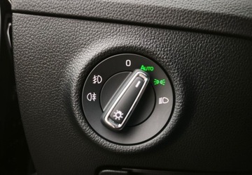 Skoda Superb III Liftback Facelifting 2.0 TDI SCR 200KM 2023 Skoda Superb Style Pakiet Selection, ACC, Matrix, GPS, Kamera, Kessy, Sal, zdjęcie 19