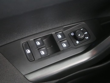 Volkswagen Taigo 1.0 TSI 110KM 2022 VW Taigo 1.0 TSI, Salon Polska, 1. Właściciel, zdjęcie 17