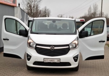 Opel Vivaro B Kombi Extra Long H1 2,9t 1.6 BiTurbo 125KM 2017 Opel Vivaro 1,6 Diesel 125km 6-Biegow Klima Serwis 9-osob 1.6 Diesel, zdjęcie 15