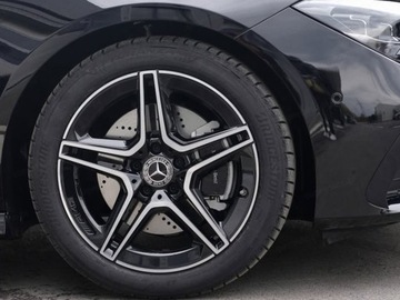 Mercedes CLA C118/X118 Coupe Facelifting 1.3 200 163KM 2025 MERCEDES-BENZ CLA 200 AMG Line Sedan 1.3 (163KM) 2025, zdjęcie 9