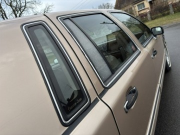 Lincoln Town Car II 1991 Lincoln Town Car Executive Series 1991, zdjęcie 28